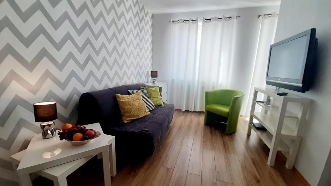 Apartament Z Balkonem I Bezplatnym Parkingiem Gdansk Dış mekan fotoğraf