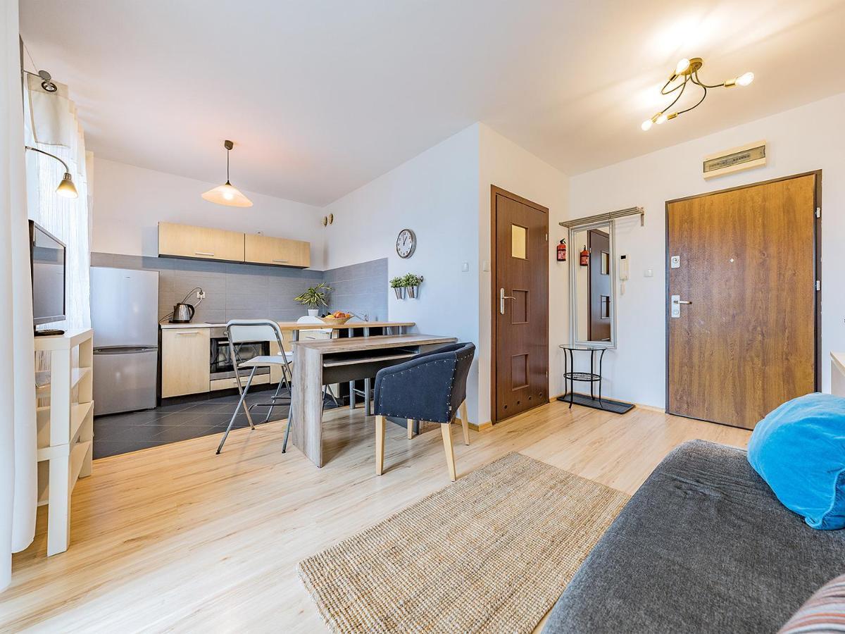 Apartament Z Balkonem I Bezplatnym Parkingiem Gdansk Dış mekan fotoğraf