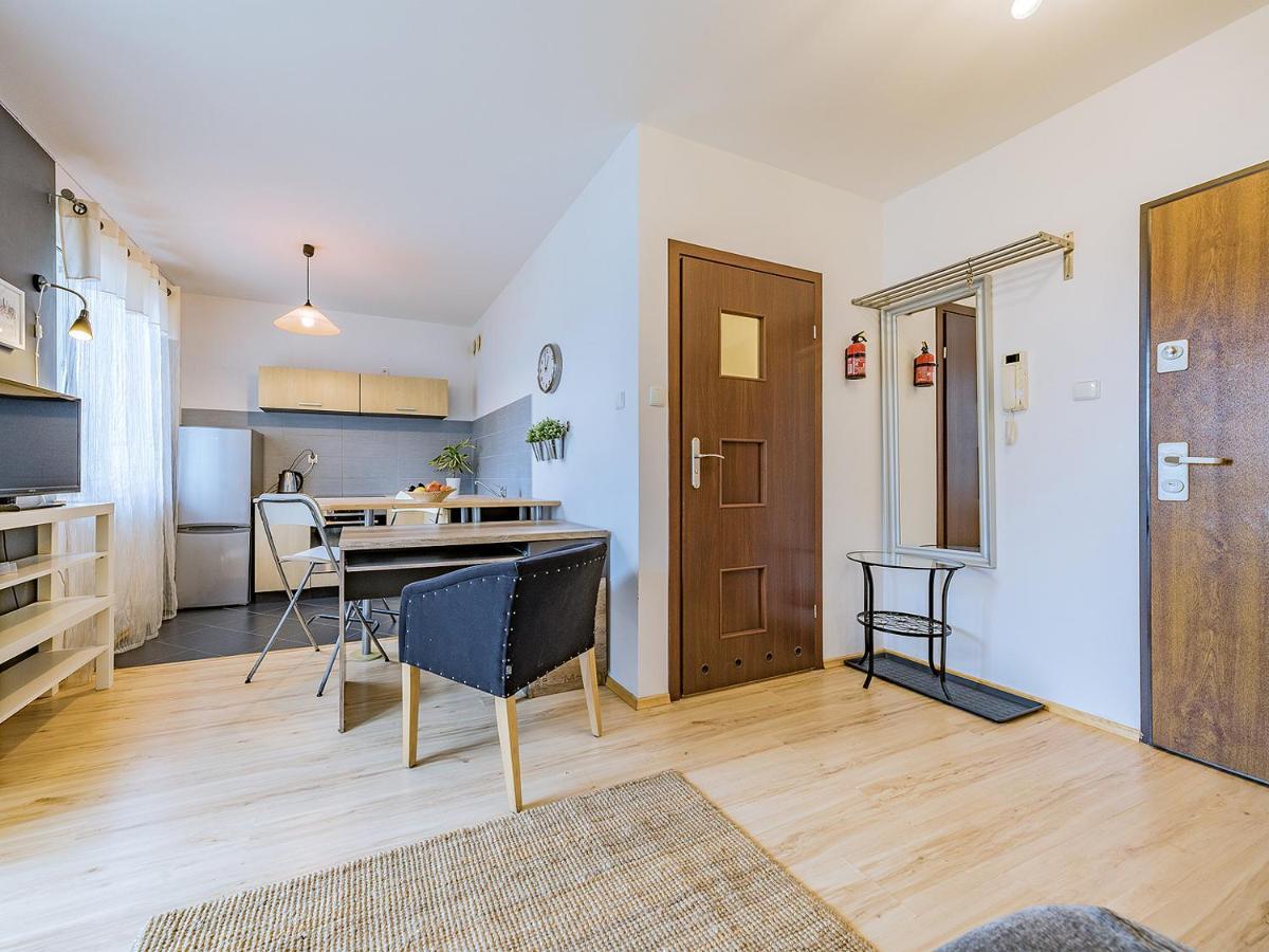 Apartament Z Balkonem I Bezplatnym Parkingiem Gdansk Dış mekan fotoğraf