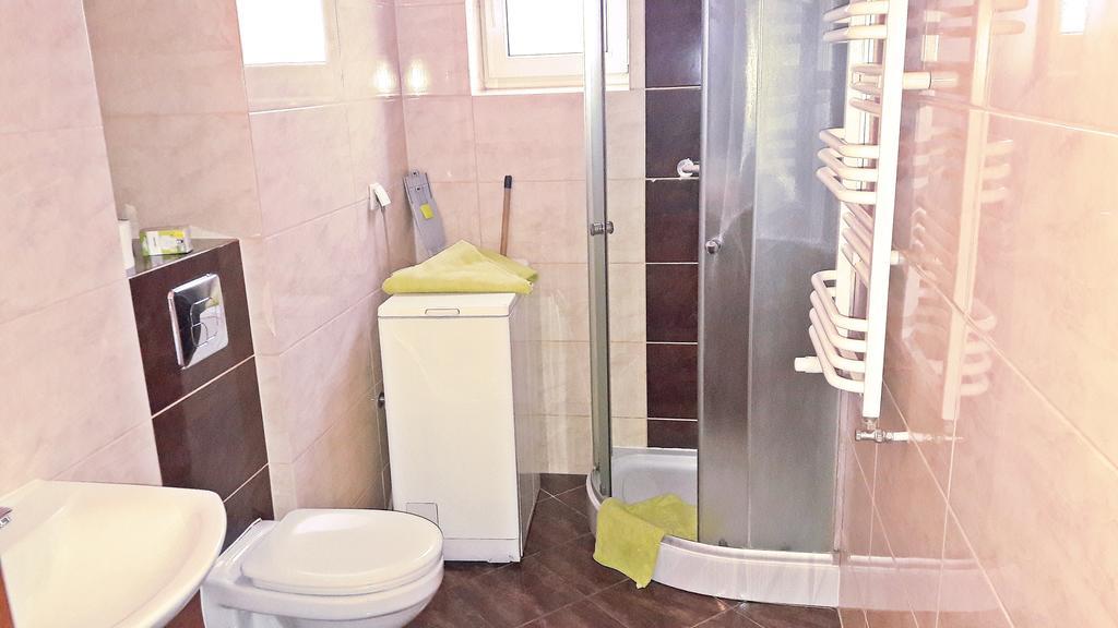 Apartament Z Balkonem I Bezplatnym Parkingiem Gdansk Dış mekan fotoğraf